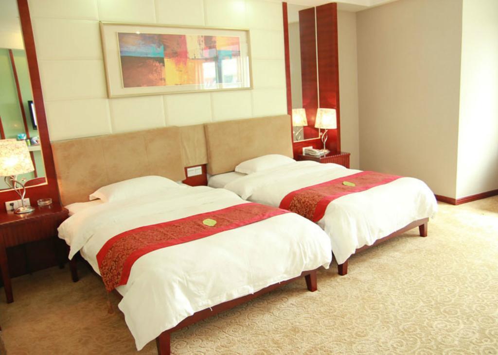 Guangzhou Yuncheng Hotel Exterior photo