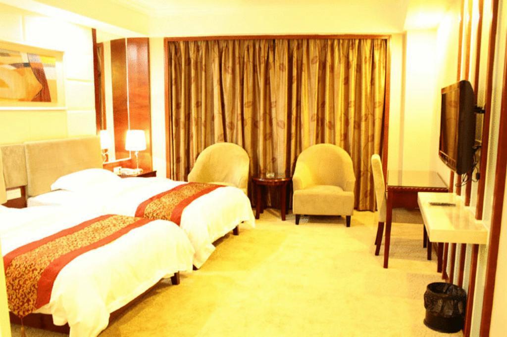 Guangzhou Yuncheng Hotel Exterior photo